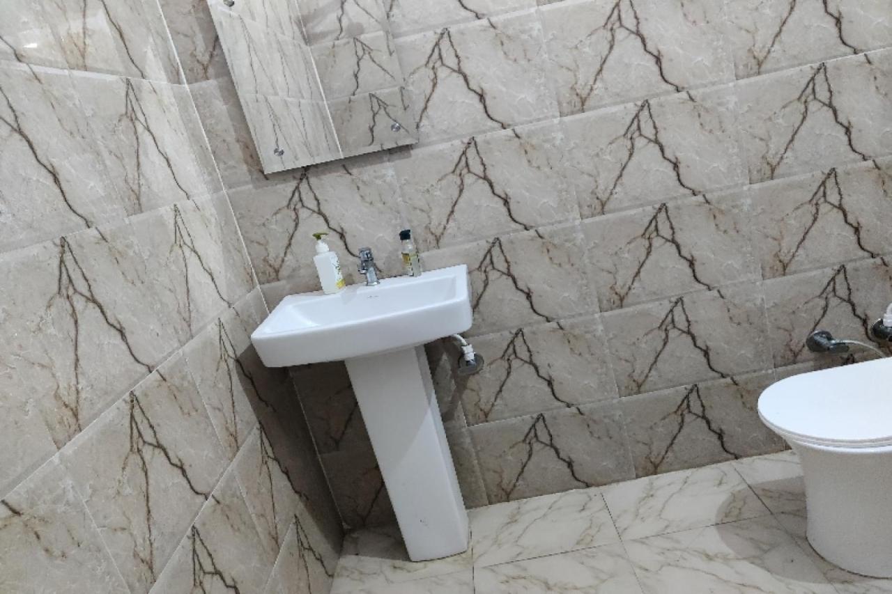 Oyo Hotel Laksh Kurukshetra المظهر الخارجي الصورة